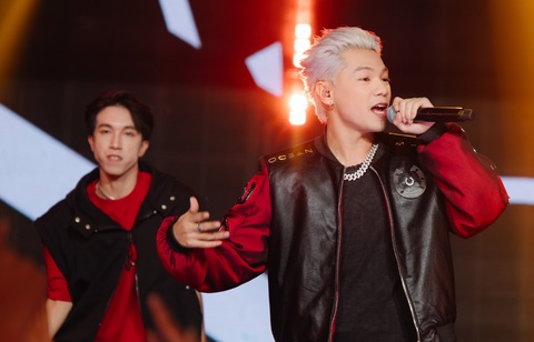 'Ông kẹ' Gill vào vòng chung kết Rap Việt - Ảnh 2. 'Ông kẹ' Gill vào vòng chung kết Rap Việt - Ảnh 2.