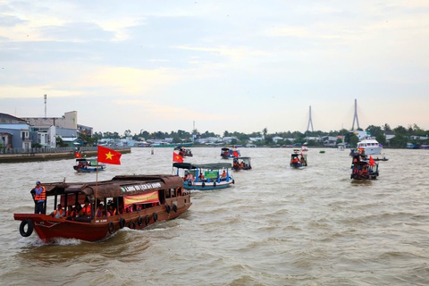 Ngày hội du lịch văn hóa chợ nổi Cái Răng có gì đặc sắc? - Ảnh 1.