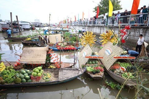 Ngày hội du lịch văn hóa chợ nổi Cái Răng có gì đặc sắc? - Ảnh 4.