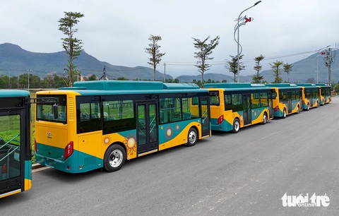 Từ các nẻo đường TP Thủ Đức, dân đi xe buýt đến ga metro số 1 như thế nào? - Ảnh 1.