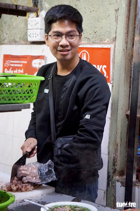 Ấm áp vị phở, vị yêu thương - Ảnh 1. Phở Thìn lên Làng Nủ: Ấm áp vị phở, vị yêu thương - Ảnh 1.
