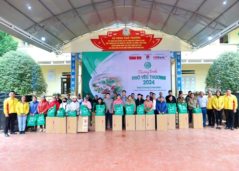 Ngày của phở 12-12: Cả trăm người ăn phở nóng ấm giữa mùa đông vùng cao - Ảnh 18. Ngày của phở 12-12: Cả trăm người ăn phở nóng ấm giữa mùa đông vùng cao - Ảnh 18.