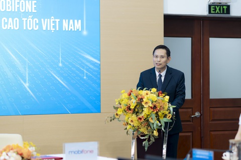 MobiFone ký kết hợp tác chuyển đổi số với ‘ông lớn’ đường cao tốc - Ảnh 2. MobiFone ký kết hợp tác chuyển đổi số với ‘ông lớn’ đường cao tốc - Ảnh 2.