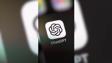 ChatGPT, Facebook, Instagram sập 'chớp nhoáng' trên toàn cầu - Ảnh 1. ChatGPT, Facebook, Instagram... sập 'chớp nhoáng' trên toàn cầu - Ảnh 1.