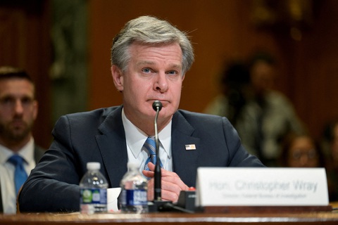 Ông Trump hoan nghênh quyết định từ chức của giám đốc FBI - Ảnh 1.
