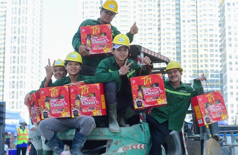 'Xây Tết 2025' mang Tết ấm đến với hơn 18.500 công nhân khắp cả nước - Ảnh 4.