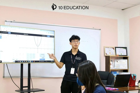 Thêm cơ hội xét tuyển vào đại học với khóa học ‘SAT’ của 10 Education - Ảnh 4. Thêm cơ hội xét tuyển vào đại học với khóa học ‘SAT’ của 10 Education - Ảnh 4.