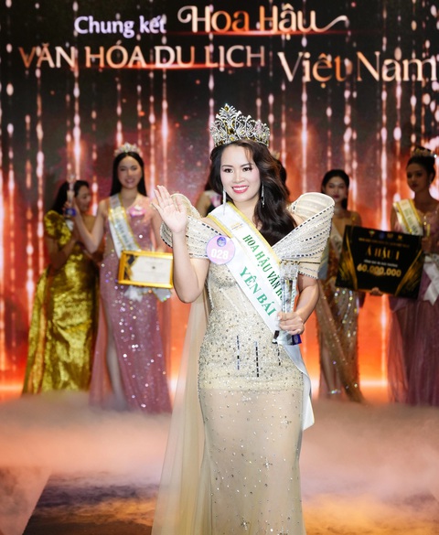 Phạm Thị Ngọc Thanh là Hoa hậu văn hóa du lịch Việt Nam 2024 - Ảnh 3. Phạm Thị Ngọc Thanh là Hoa hậu văn hóa du lịch Việt Nam 2024 - Ảnh 3.