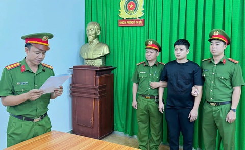 Bắt khẩn cấp khẩn cấp 3 người trong vụ tài xế, tiếp viên xe buýt ẩu đả với shipper - Ảnh 4.