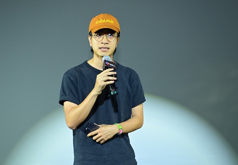 'Nhận tài trợ 300 triệu làm phim, ban đầu tôi định đút túi 200 triệu' - Ảnh 3. 'Nhận tài trợ 300 triệu làm phim, ban đầu tôi định đút túi 200 triệu' - Ảnh 3.