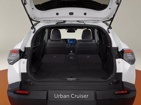 Suzuki e-Vitara xuất hiện tại châu Âu với tên gọi... Toyota Urban Cruiser - Ảnh 12.
