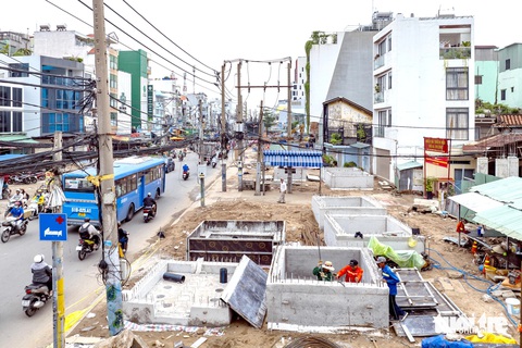 TP.HCM muốn tự chủ nguồn vốn làm metro số 2 - Ảnh 2. TP.HCM muốn tự chủ nguồn vốn làm metro số 2 - Ảnh 2.