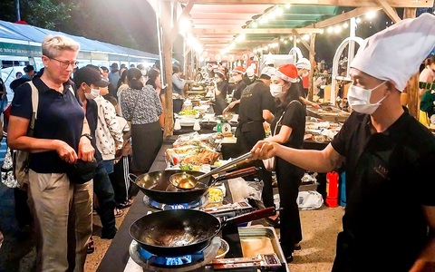Kinh tế đêm, động lực tăng trưởng chưa được khai thác hết - Ảnh 5. Kinh tế đêm, động lực tăng trưởng chưa được khai thác hết - Ảnh 3.