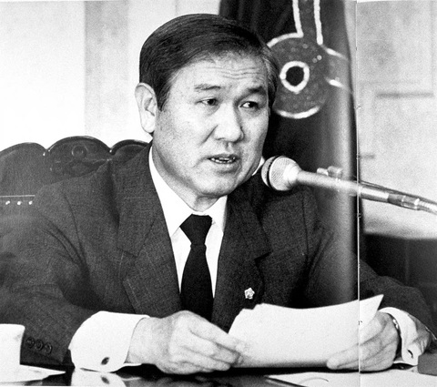 Tổng thống - nghề nguy hiểm ở Hàn Quốc - Kỳ 6: Roh Tae Woo - gạch nối sang nền dân chủ Hàn Quốc - Ảnh 3. Tổng thống - nghề nguy hiểm ở Hàn Quốc - Kỳ 6: Roh Tae Woo - gạch nối sang nền dân chủ Hàn Quốc - Ảnh 2.