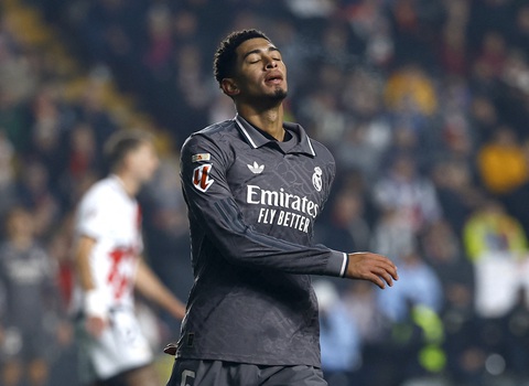 Bị Rayo Vallecano cầm chân 3-3, Real Madrid bỏ lỡ cơ hội đoạt ngôi đầu - Ảnh 1.