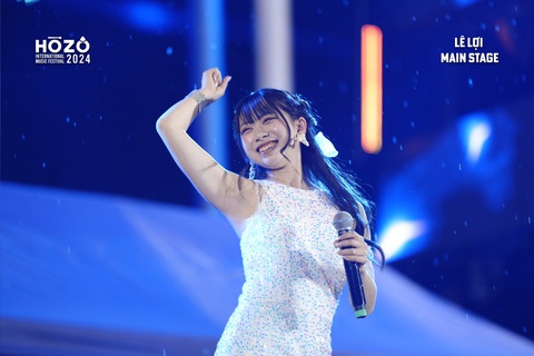 Mỹ Tâm cởi áo, nhảy sexy 'hâm nóng' đêm 2 lễ hội HOZO 2024 - Ảnh 6. Mỹ Tâm cởi áo, nhảy sexy 'hâm nóng' đêm 2 lễ hội HOZO 2024 - Ảnh 6.