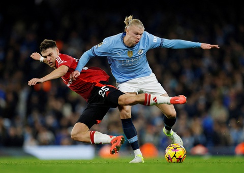 Man United ngược dòng đánh bại Man City ở 2 phút cuối trận - Ảnh 2.