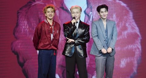 Hùng Huỳnh từ chối lấy lại lửa nghề nhờ Anh trai say hi - Ảnh 2. Anh trai say hi Hùng Huỳnh khẳng định thế mạnh trình diễn sân khấu - Ảnh 2.