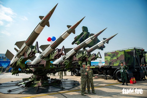 Dàn vũ khí, khí tài hiện đại của Việt Nam lộ diện trước thềm Triển lãm quốc phòng quốc tế - Ảnh 15.