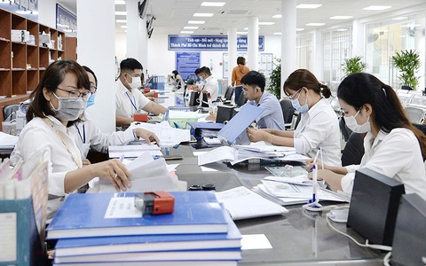 Hợp nhất nhiều bộ, sở ngành từ 1-3, người dân làm thủ tục hành chính thế nào? - Ảnh 1. Hợp nhất nhiều bộ từ 1-3, người dân làm thủ tục hành chính thế nào? - Ảnh 1.