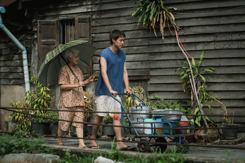 Orange hát nhạc phim Hàn; Gia tài của ngoại lọt top 15, Đào, phở và piano trượt đề cử Oscar 2025 - Ảnh 2. Orange hát nhạc phim Hàn; Gia tài của ngoại lọt top 15, Đào, phở và piano trượt đề cử Oscar 2025 - Ảnh 2.