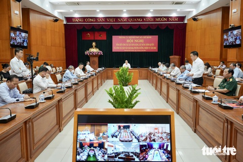 Xây dựng Đảng vững mạnh, lựa chọn cán bộ đủ tầm để phát triển TP.HCM trong kỷ nguyên mới - Ảnh 1.