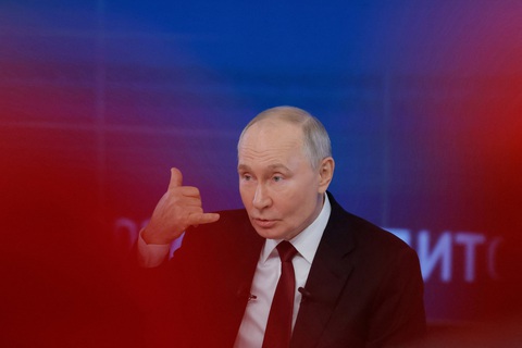 Ông Putin phá vỡ sự im lặng về biến động ở Syria - Ảnh 1. Ông Putin phá vỡ sự im lặng về biến động ở Syria - Ảnh 1.
