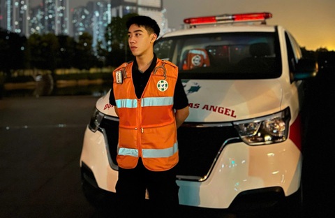 Nam thanh niên 20 tuổi kể phút tiếp cận quán cà phê cháy có 11 người - Ảnh 2.