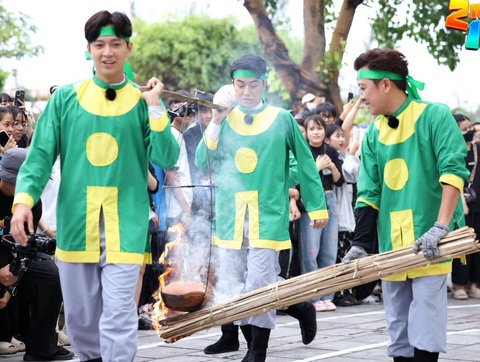 2 ngày 1 đêm : Lê Dương Bảo Lâm lại báo, vẽ thì sợ ngang - Ảnh 1. 2 ngày 1 đêm: Lê Dương Bảo Lâm lại 'báo', tập đã nhạt mà quảng cáo thì nhiều - Ảnh 1.