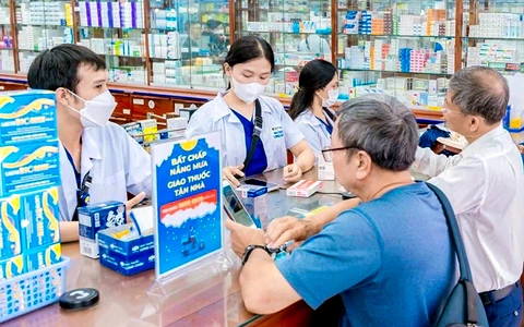 Chọn thuốc, thực phẩm chức năng: Đừng phó mặc cho may rủi - Ảnh 1. Chọn thuốc, thực phẩm chức năng: Đừng phó mặc cho may rủi - Ảnh 1.