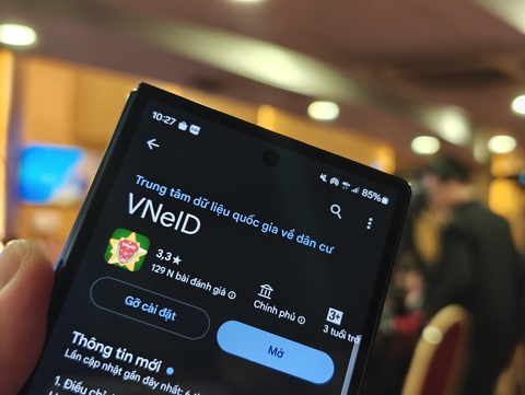 Google ra tính năng xác thực ứng dụng Chính phủ, ngăn chặn giả mạo tại Việt Nam - Ảnh 1. Google ra tính năng xác thực ứng dụng Chính phủ, ngăn chặn giả mạo tại Việt Nam - Ảnh 1.