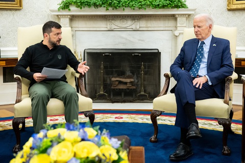 Reuters: Chính quyền ông Biden sắp công bố gói vũ khí cuối cùng cho Ukraine - Ảnh 1. Reuters: Chính quyền ông Biden sắp công bố gói vũ khí cuối cùng cho Ukraine - Ảnh 1.