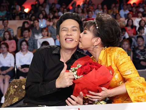 Mối quan hệ thật giữa Hoài Linh và Việt Hương - Ảnh 1.