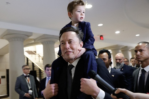 Elon Musk đang là ‘tổng thống không ngai’? - Ảnh 1. Elon Musk đang là ‘tổng thống không ngai’? - Ảnh 1.