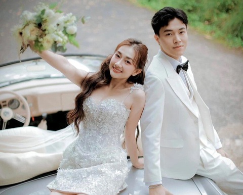 Bị Phương Lan tố bạo hành, Phan Đạt lên tiếng giải thích - Ảnh 1. Bị Phương Lan tố bạo hành, dọa tung ảnh nhạy cảm, Phan Đạt lên tiếng - Ảnh 1.