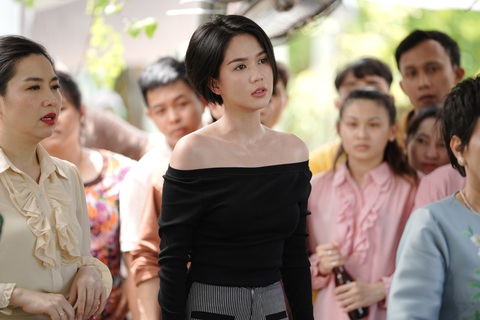 Chị dâu soán ngôi Công tử Bạc Liêu, sắp đối đầu với Kính vạn hoa dịp Giáng sinh - Ảnh 1. Chị dâu soán ngôi Công tử Bạc Liêu, sắp đối đầu với Kính vạn hoa dịp Giáng sinh - Ảnh 1.