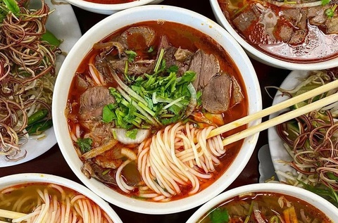 Huế, Hà Nội lọt top 50 thành phố ẩm thực năm 2024 của TasteAtlas, TP.HCM 'rớt' đáng tiếc - Ảnh 4. Huế, Hà Nội lọt top 50 thành phố ẩm thực năm 2024 của TasteAtlas, TP.HCM 'rớt' đáng tiếc - Ảnh 4.