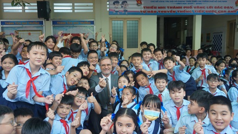 Đại sứ Pháp tại Việt Nam: Tiếp tục phát triển chương trình song ngữ tiếng Pháp - Ảnh 1. Đại sứ Pháp tại Việt Nam: Tiếp tục phát triển chương trình song ngữ tiếng Pháp - Ảnh 1.