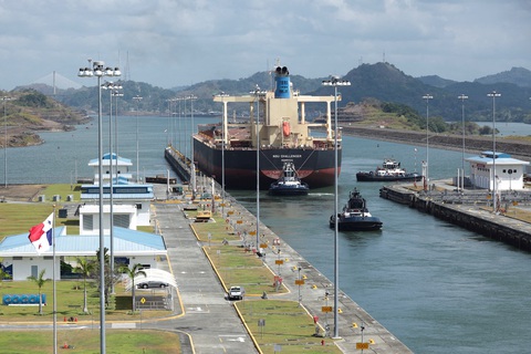 Mỹ có đòi lại được kênh đào Panama? - Ảnh 1. Mỹ có đòi lại được kênh đào Panama? - Ảnh 1.
