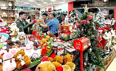Có khó cũng vui Noel - Ảnh 6. Có khó cũng vui Noel - Ảnh 3.