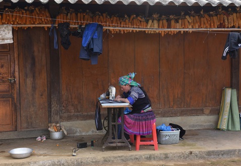 Đến Mù Cang Chải trái mùa cũng thú, chuyến đi bất ngờ cũng là khoảnh khắc quý giá trong đời - Ảnh 4. Đến Mù Cang Chải trái mùa cũng thú, check-in trên những mâm xôi thơm mùi rạ rơm - Ảnh 3.