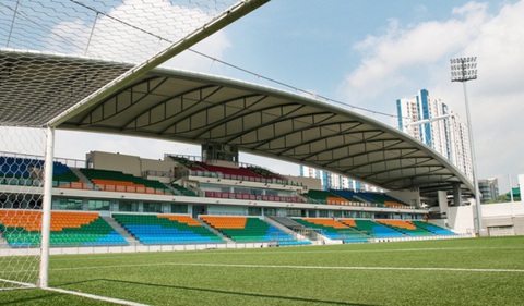 Mặt cỏ nhân tạo sân Jalan Besar đạt chuẩn FIFA từ năm 2021 - Ảnh 1. Mặt cỏ nhân tạo sân Jalan Besar đạt chuẩn FIFA từ năm 2021 - Ảnh 1.