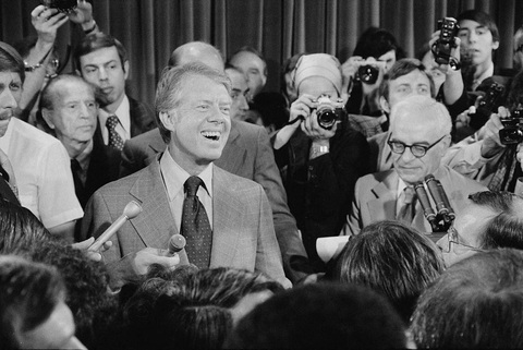 Thế giới tiếc thương cựu tổng thống Mỹ Jimmy Carter - Ảnh 4. Thế giới tiếc thương cựu tổng thống Mỹ Jimmy Carter - Ảnh 3.