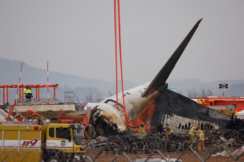 Hàn xem xét kiểm tra đặc biệt Boeing B737-800, thêm thông tin điều tra vụ tai tạn máy bay Jeju Air - Ảnh 1. Hàn Quốc xem xét kiểm tra đặc biệt dòng máy bay Boeing B737-800 - Ảnh 1.