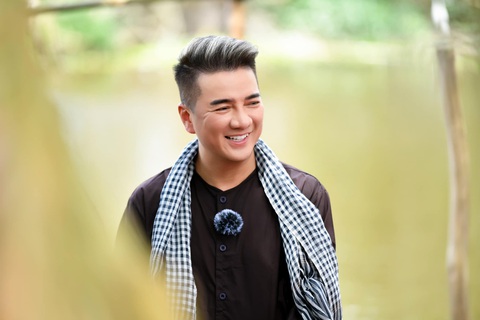 Tỉ phú Gerard Williams rút đơn kiện Đàm Vĩnh Hưng: hết chuyện hay lớn chuyện? - Ảnh 1. Tỉ phú Gerard Williams rút đơn kiện Đàm Vĩnh Hưng: hết chuyện hay lớn chuyện? - Ảnh 1.