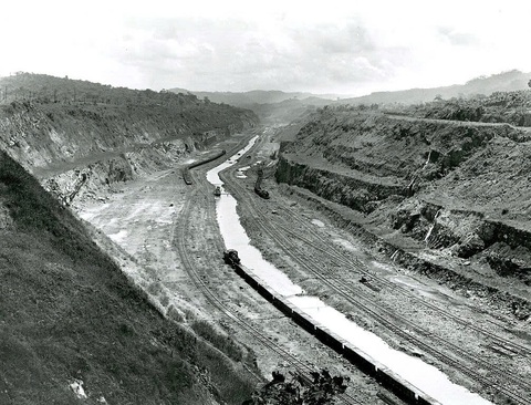 Giải mã Kênh đào Panama - Kỳ 3: Rắn rết, muỗi độc và 'hẻm núi địa ngục' - Ảnh 3. Giải mã Kênh đào Panama - Kỳ 3: Rắn rết, muỗi độc và 'hẻm núi địa ngục' - Ảnh 3.