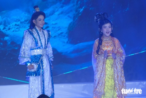 Cặp thí sinh 16 tuổi giành quán quân Tài tử miệt vườn - phiên bản song ca 2024 - Ảnh 3. Cặp thí sinh 16 tuổi giành quán quân Tài tử miệt vườn - phiên bản song ca 2024 - Ảnh 2.