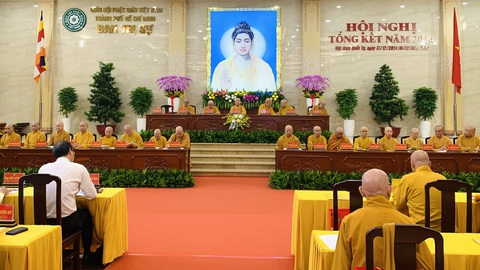 Giáo hội Phật giáo Việt Nam TP.HCM thực hiện hoạt động từ thiện năm 2024 hơn 735 tỉ đồng - Ảnh 1. Giáo hội Phật giáo Việt Nam TP.HCM thực hiện hoạt động từ thiện năm 2024 hơn 735 tỉ đồng - Ảnh 1.