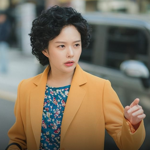 'Ngoại già tuổi đôi mươi' chuyển thể thành phim truyền hình - Ảnh 3. 'Ngoại già tuổi đôi mươi' chuyển thể thành phim truyền hình - Ảnh 3.