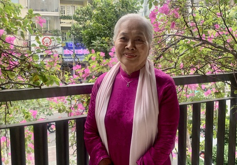 Đưa áo dài trở lại với học đường nhưng không nên mặc cả tuần - Ảnh 1. Đưa áo dài trở lại sân trường nhưng không nên bắt nữ sinh mặc suốt cả tuần - Ảnh 1.